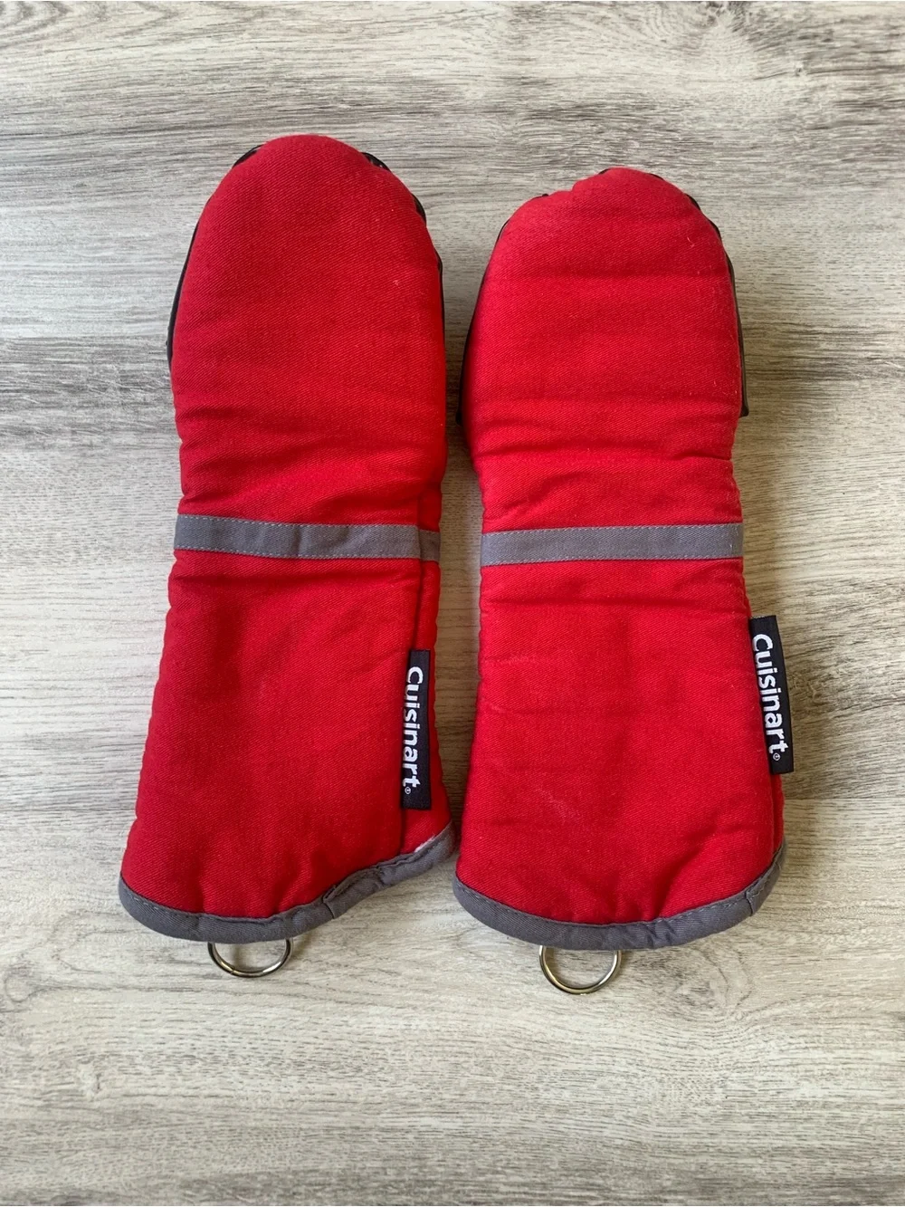 Cuisinart Red Oven Mitts with non slip silicone grips -pair